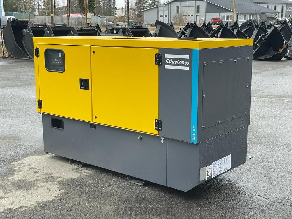 Atlas Copco QES 30 CUD 50 Hz Generaattori - Elektroģenerators: foto 2 Atlas Copco QES 30 CUD 50 Hz Generaattori - Elektroģenerators: foto 2