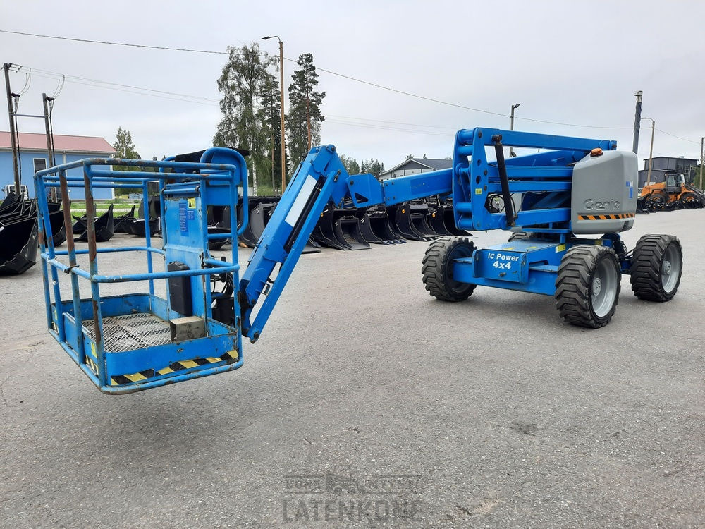 Genie Z-51/30J RT 4x4 Kuukulkija - Izlices pacēlājs: foto 4 Genie Z-51/30J RT 4x4 Kuukulkija - Izlices pacēlājs: foto 4