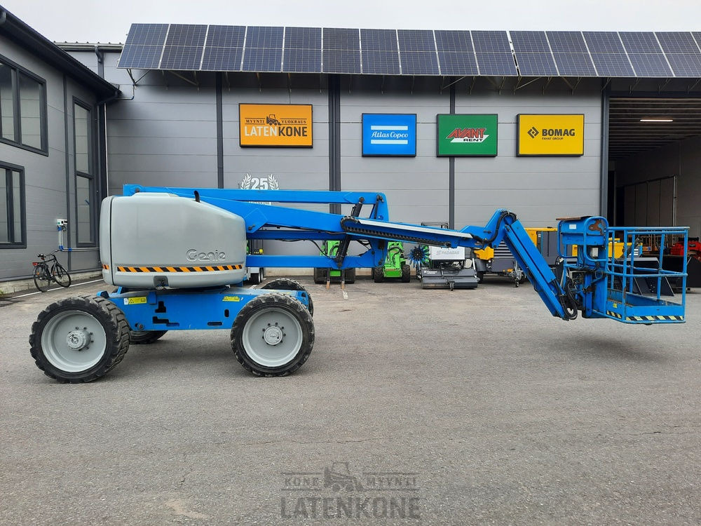 Genie Z-51/30J RT 4x4 Kuukulkija - Izlices pacēlājs: foto 1 Genie Z-51/30J RT 4x4 Kuukulkija - Izlices pacēlājs: foto 1