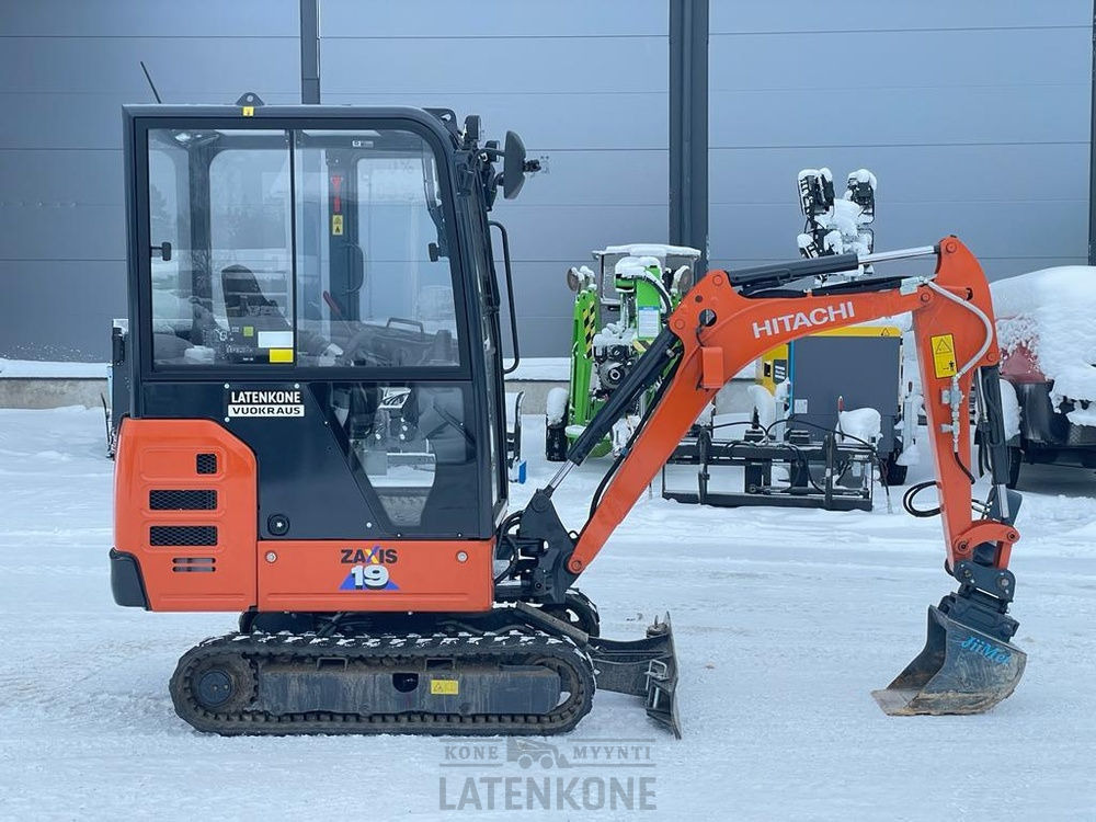 Hitachi ZX 19-6 kaivinkone - Kāpurķēžu ekskavators: foto 1 Hitachi ZX 19-6 kaivinkone - Kāpurķēžu ekskavators: foto 1