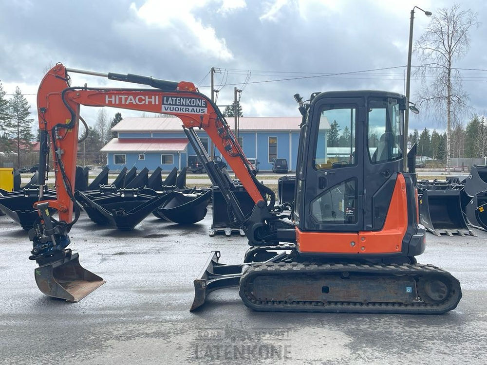 Hitachi ZX 55U-5A kaivinkone - Kāpurķēžu ekskavators: foto 5 Hitachi ZX 55U-5A kaivinkone - Kāpurķēžu ekskavators: foto 5