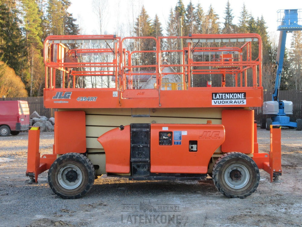 JLG 4394RT 4x4 Saksilava - Šķērveida pacēlājs: foto 1 JLG 4394RT 4x4 Saksilava - Šķērveida pacēlājs: foto 1