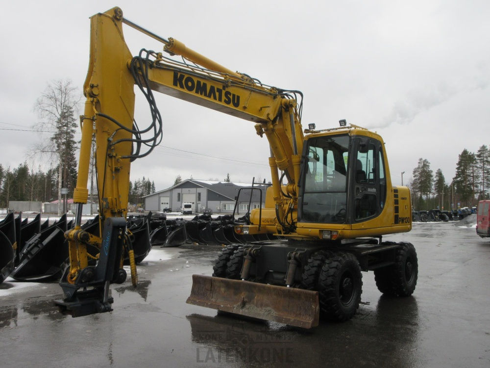 Komatsu PW130-6 Pyöräalustainen kaivinkone - Riteņu ekskavators: foto 4 Komatsu PW130-6 Pyöräalustainen kaivinkone - Riteņu ekskavators: foto 4