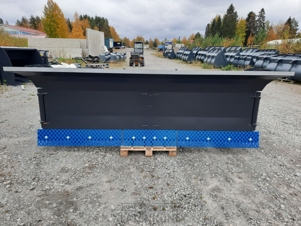Volvo U-aura 480-320 HW - Sniega arkls: foto 4 Volvo U-aura 480-320 HW - Sniega arkls: foto 4