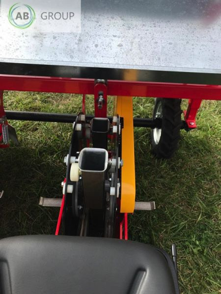 Agro-Osek double row cup planter S237/3 - Sēšanas tehnika: foto 5 Agro-Osek double row cup planter S237/3 - Sēšanas tehnika: foto 5