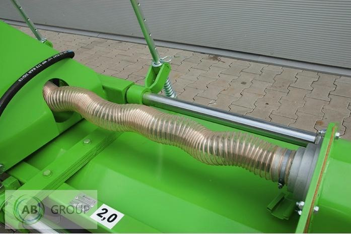 Bomet rotary tiller with hydraulic shift Virgo U540/2H, 2 m - Zemes frēze: foto 4 Bomet rotary tiller with hydraulic shift Virgo U540/2H, 2 m - Zemes frēze: foto 4