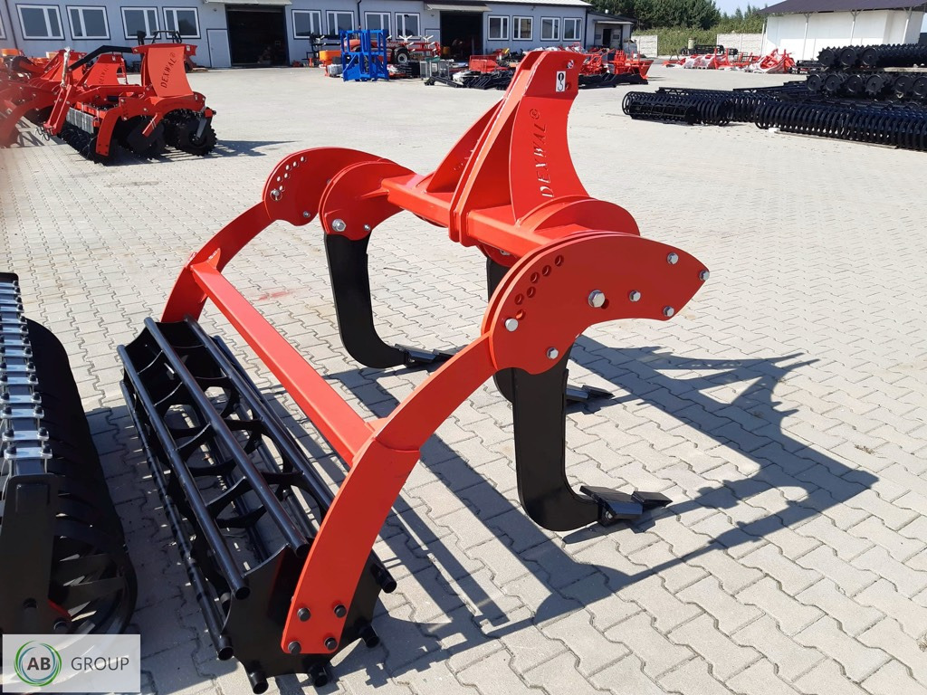 Dexwal Kret subsoiler, 3 tines, 1.2 m - Dziļirdinātājs: foto 2 Dexwal Kret subsoiler, 3 tines, 1.2 m - Dziļirdinātājs: foto 2