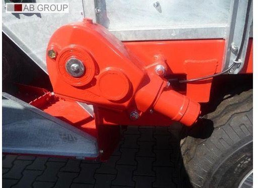 Gomar orchard manure and lime spreader GR35, 3.5 t - Organisko mēslu izkliedētājs: foto 4 Gomar orchard manure and lime spreader GR35, 3.5 t - Organisko mēslu izkliedētājs: foto 4