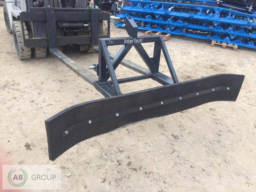 Inter-Tech manure scraper 2,6m - Mēslošanas tehnika: foto 1 Inter-Tech manure scraper 2,6m - Mēslošanas tehnika: foto 1