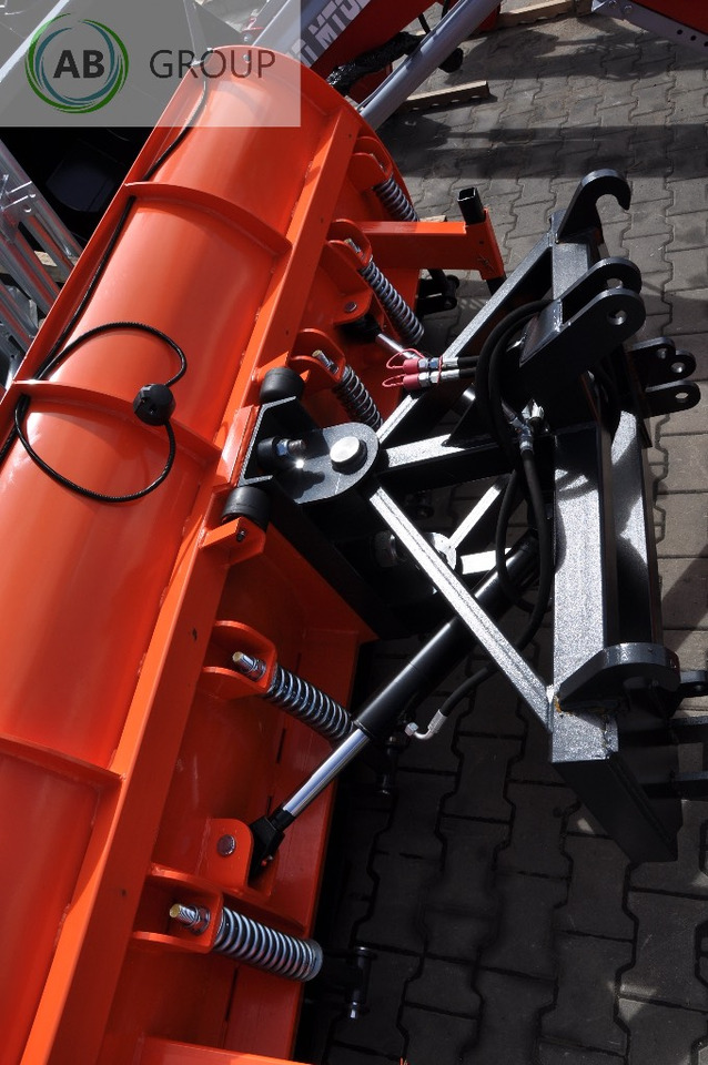 Metal-Technik snow plow 3.0 m category II - Sniega arkls - Lauksaimniecības tehnika: foto 3 Metal-Technik snow plow 3.0 m category II - Sniega arkls - Lauksaimniecības tehnika: foto 3