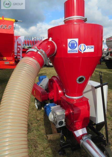 POM Augustów suction and force conveyor with three-impeller ventilator T449/2 - Tehnika pēc ražas: foto 2 POM Augustów suction and force conveyor with three-impeller ventilator T449/2 - Tehnika pēc ražas: foto 2