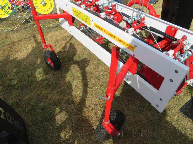 Schwader Z296 / Belt rake Z296 / Ленточные грабли Z296 - Vālotājs/ Ārdītājs: foto 2 Schwader Z296 / Belt rake Z296 / Ленточные грабли Z296 - Vālotājs/ Ārdītājs: foto 2