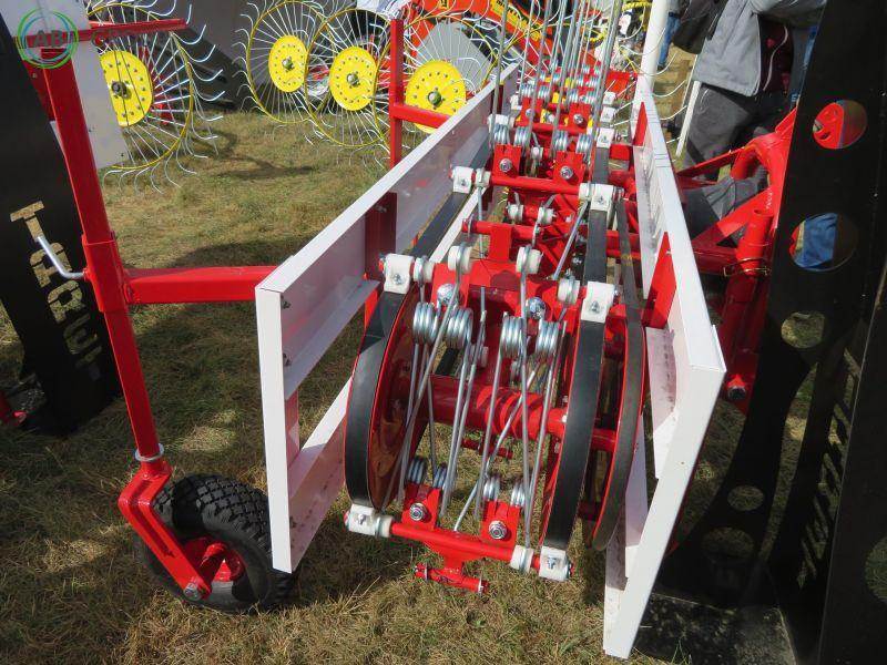 Schwader Z296 / Belt rake Z296 / Ленточные грабли Z296 - Vālotājs/ Ārdītājs: foto 1 Schwader Z296 / Belt rake Z296 / Ленточные грабли Z296 - Vālotājs/ Ārdītājs: foto 1