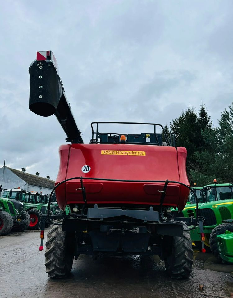 Labības kombains Case IH AFH 8010: foto 6