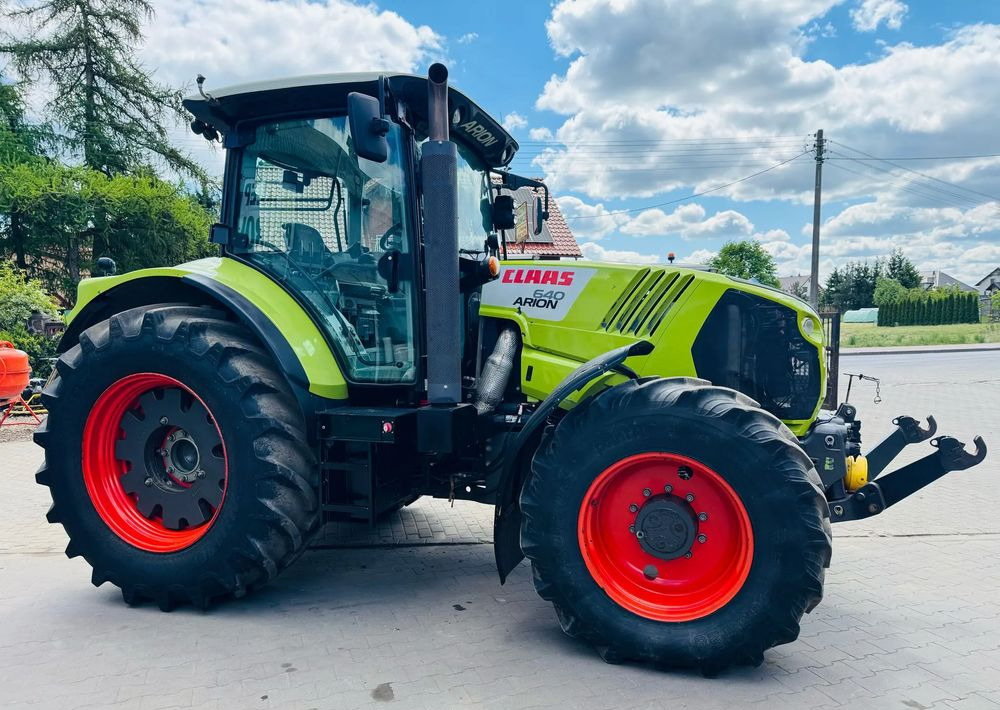 Claas Arion 650 CEBIS - Traktors: foto 2 Claas Arion 650 CEBIS - Traktors: foto 2