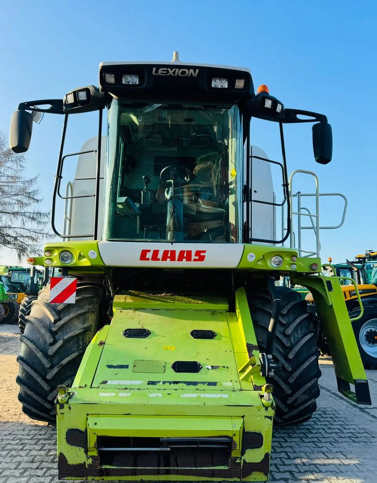 Claas Lexion 570C - Labības kombains: foto 2 Claas Lexion 570C - Labības kombains: foto 2