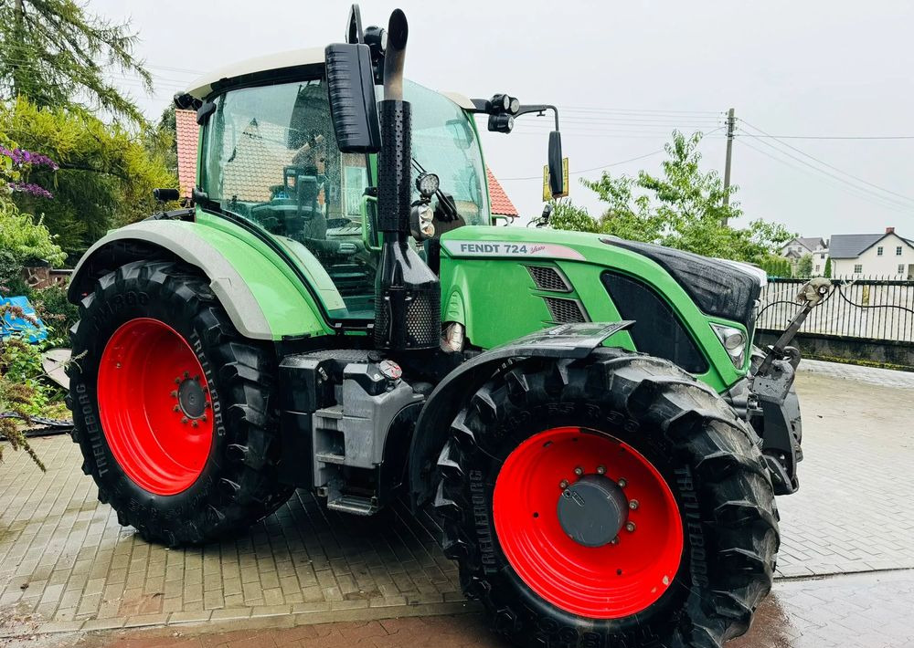 Fendt 724 VARIO PROFI - Traktors: foto 4 Fendt 724 VARIO PROFI - Traktors: foto 4