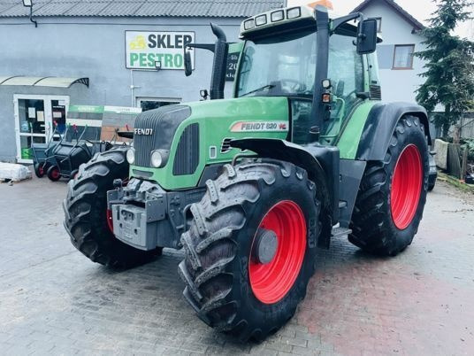 Fendt 820 VARIO TMS - Traktors: foto 2 Fendt 820 VARIO TMS - Traktors: foto 2