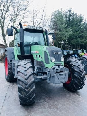 Fendt 820 VARIO TMS - Traktors: foto 4 Fendt 820 VARIO TMS - Traktors: foto 4