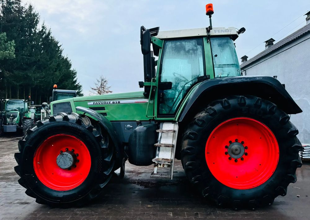 Fendt Favorit 818 - Traktors: foto 2 Fendt Favorit 818 - Traktors: foto 2