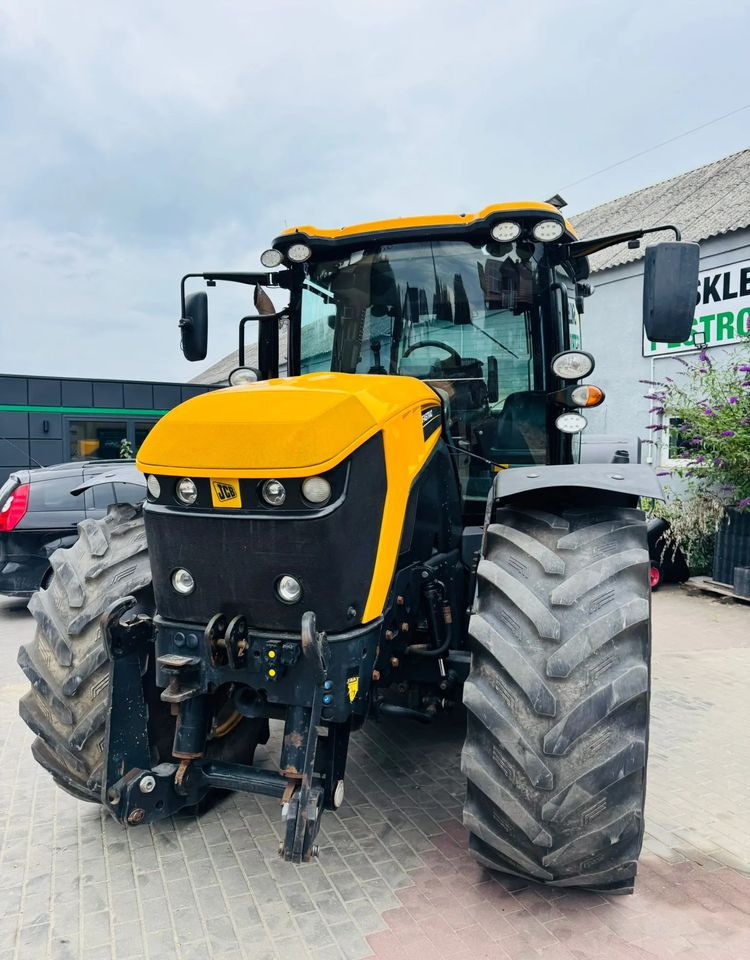 JCB 4220 - Traktors: foto 2 JCB 4220 - Traktors: foto 2