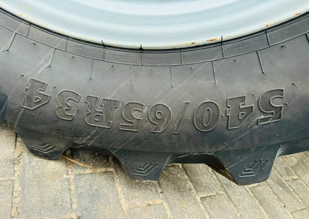 JCB FASTRAC 4220 līzingu JCB FASTRAC 4220: foto 17
