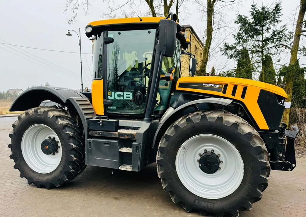 Traktors JCB FASTRAC 4220: foto 12