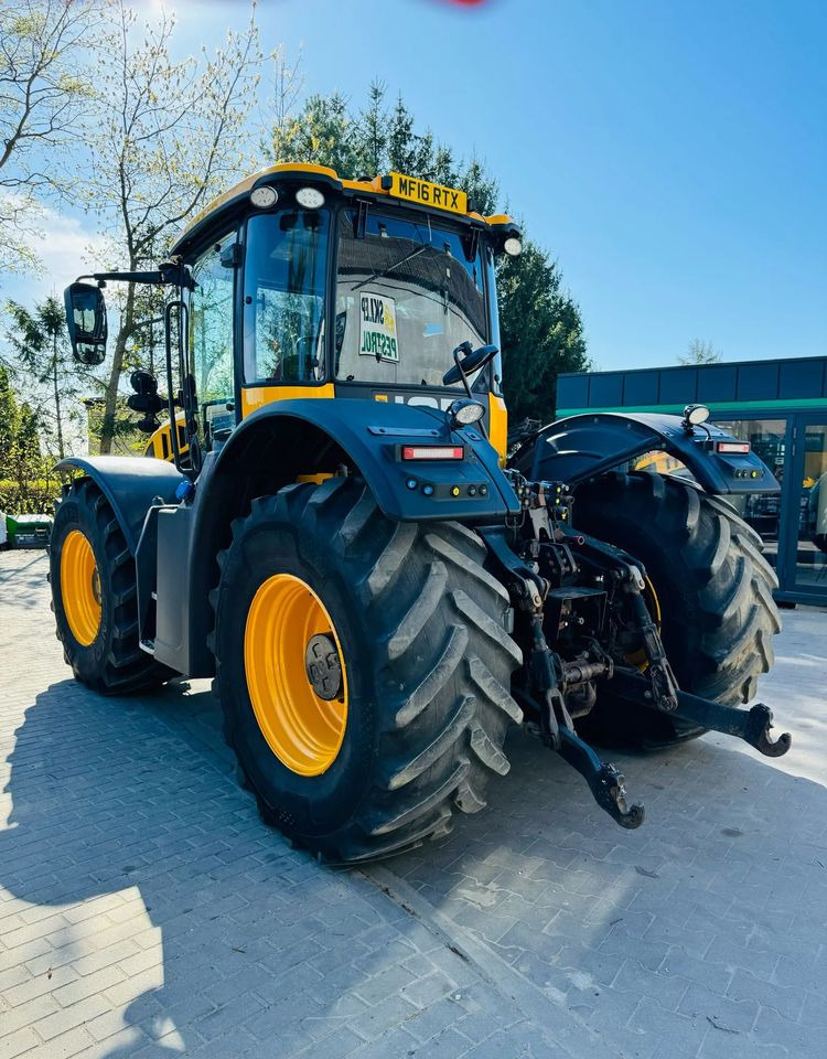 JCB Fastrac 4220 - Traktors: foto 4 JCB Fastrac 4220 - Traktors: foto 4