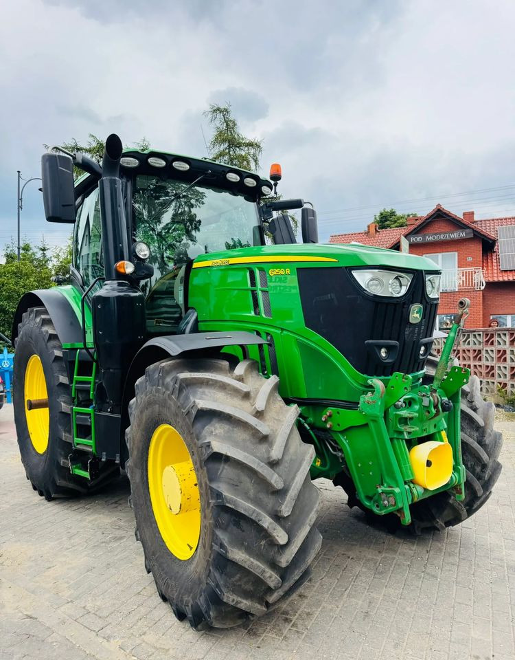 John Deere 6250R - Traktors: foto 2 John Deere 6250R - Traktors: foto 2