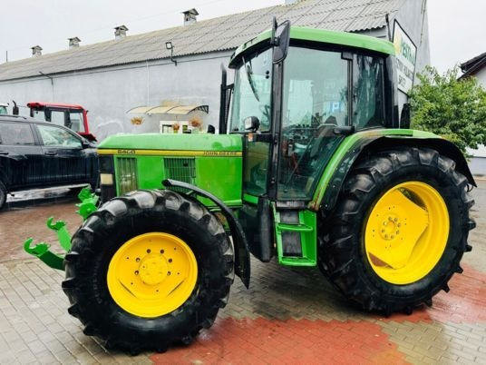 John Deere 6400 - Traktors: foto 4 John Deere 6400 - Traktors: foto 4