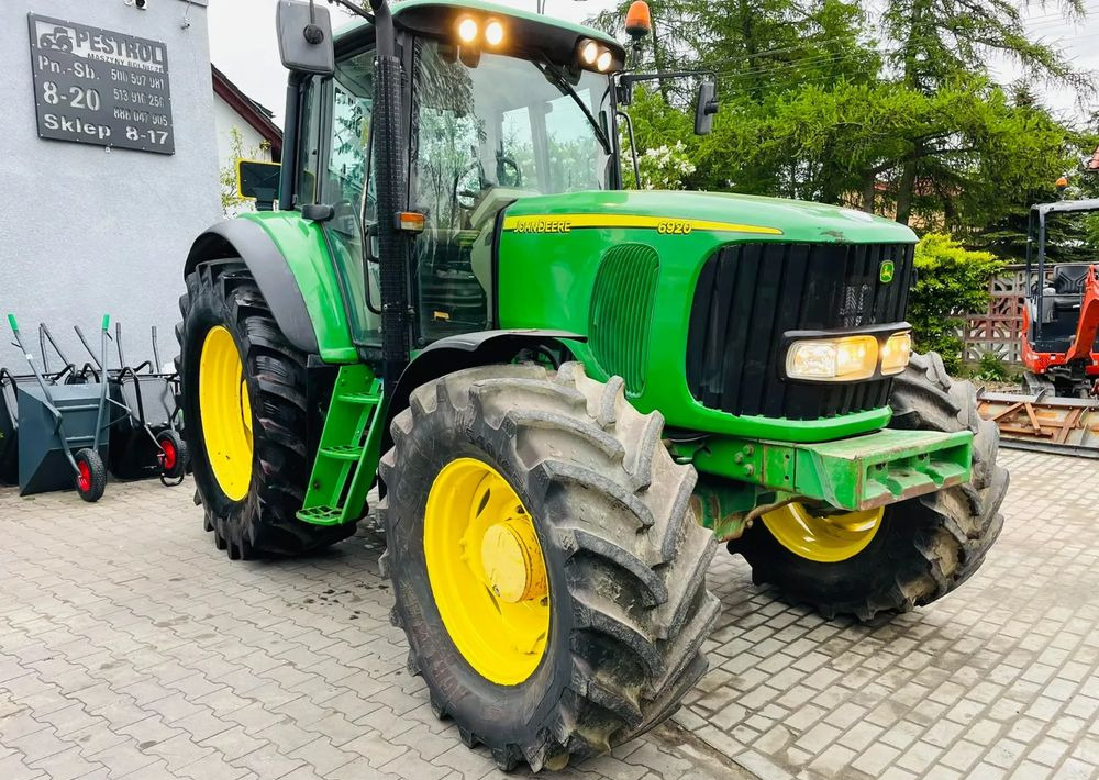 John Deere 6920 - Traktors: foto 1 John Deere 6920 - Traktors: foto 1