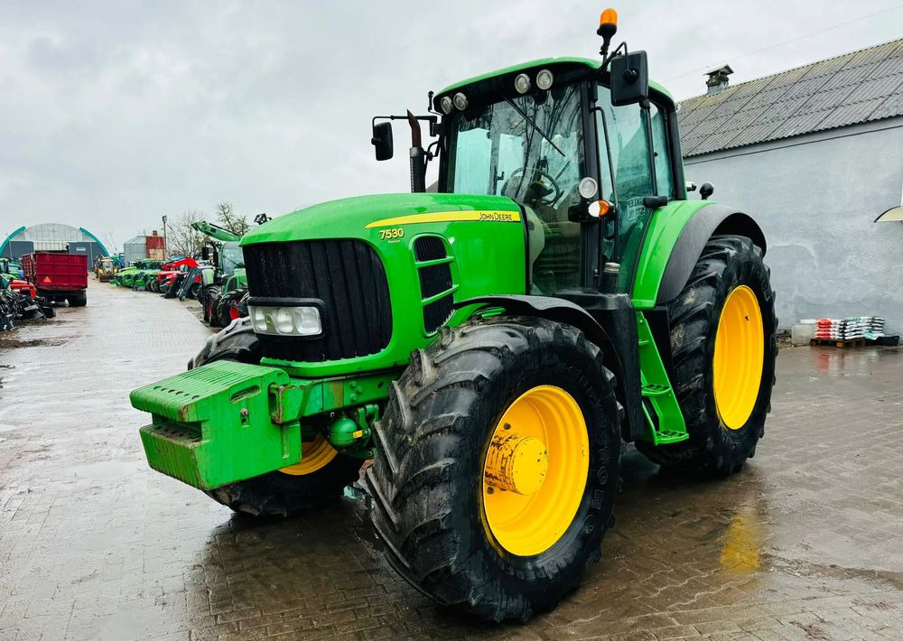 John Deere 7530 PREMIUM - Traktors: foto 2 John Deere 7530 PREMIUM - Traktors: foto 2