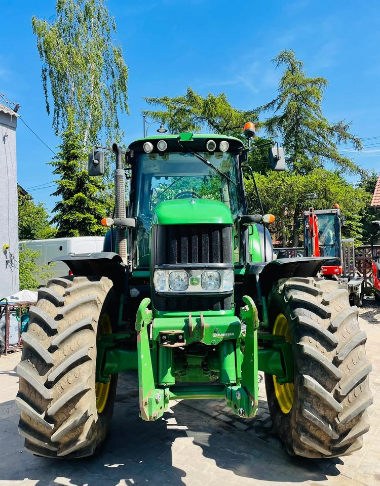 John Deere 7530 PREMIUM - Traktors: foto 3 John Deere 7530 PREMIUM - Traktors: foto 3