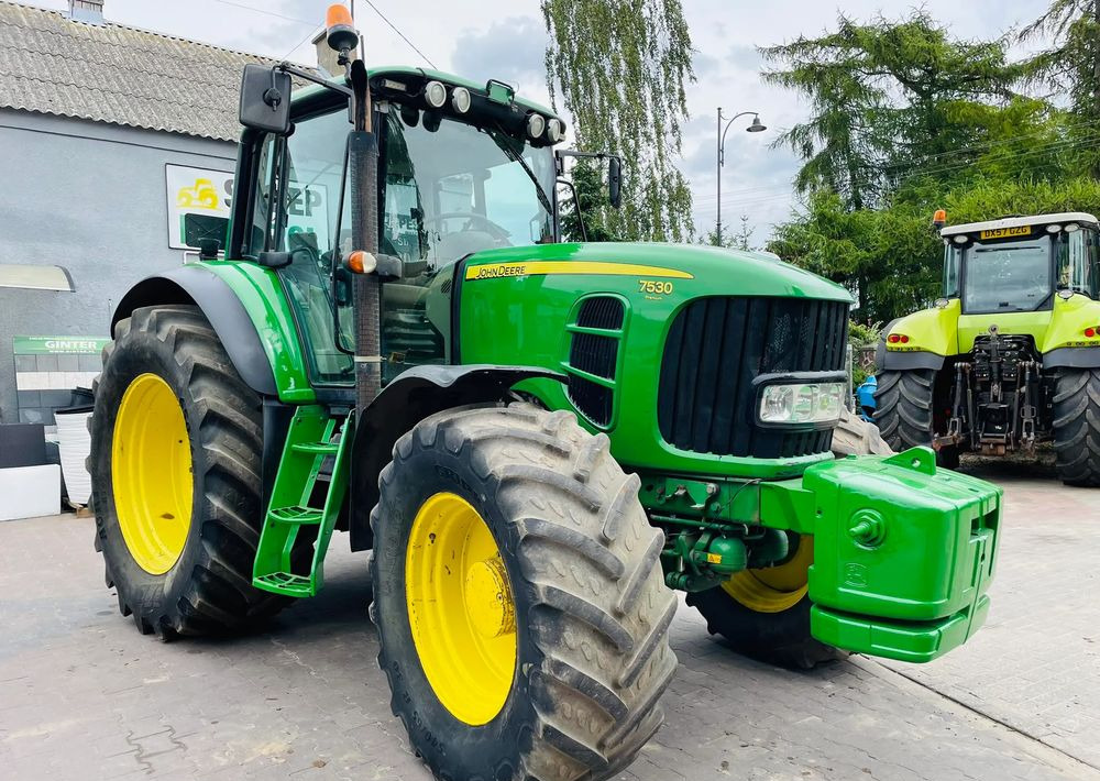 John Deere 7530 PREMIUM - Traktors: foto 1 John Deere 7530 PREMIUM - Traktors: foto 1