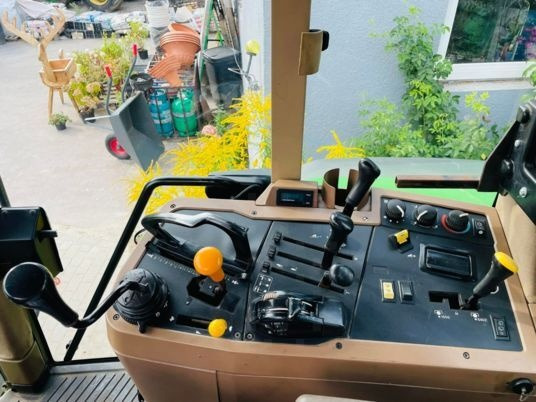 John Deere 7710 - Traktors: foto 5 John Deere 7710 - Traktors: foto 5