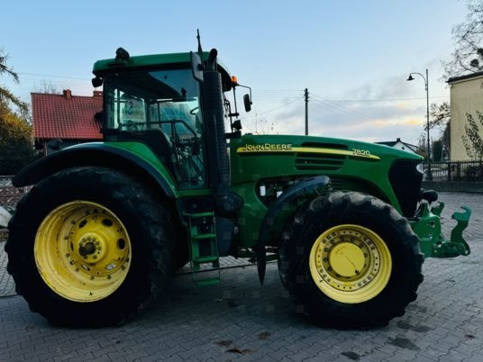John Deere 7820 - Traktors: foto 5 John Deere 7820 - Traktors: foto 5
