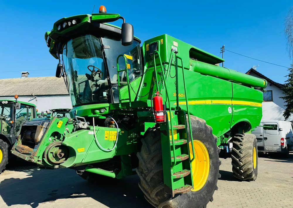 John Deere S660i - Labības kombains: foto 1 John Deere S660i - Labības kombains: foto 1