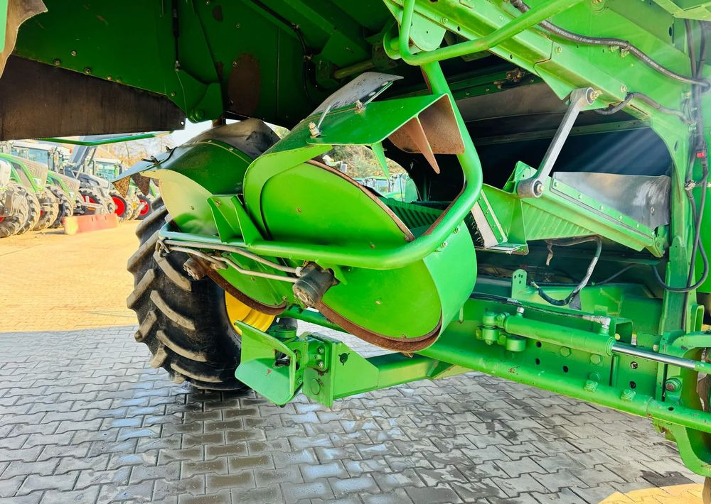 Labības kombains John Deere W540i: foto 12