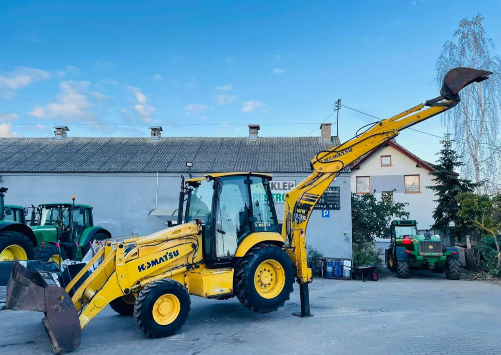 Komatsu WB93R - Ekskavators-iekrāvējs: foto 2 Komatsu WB93R - Ekskavators-iekrāvējs: foto 2