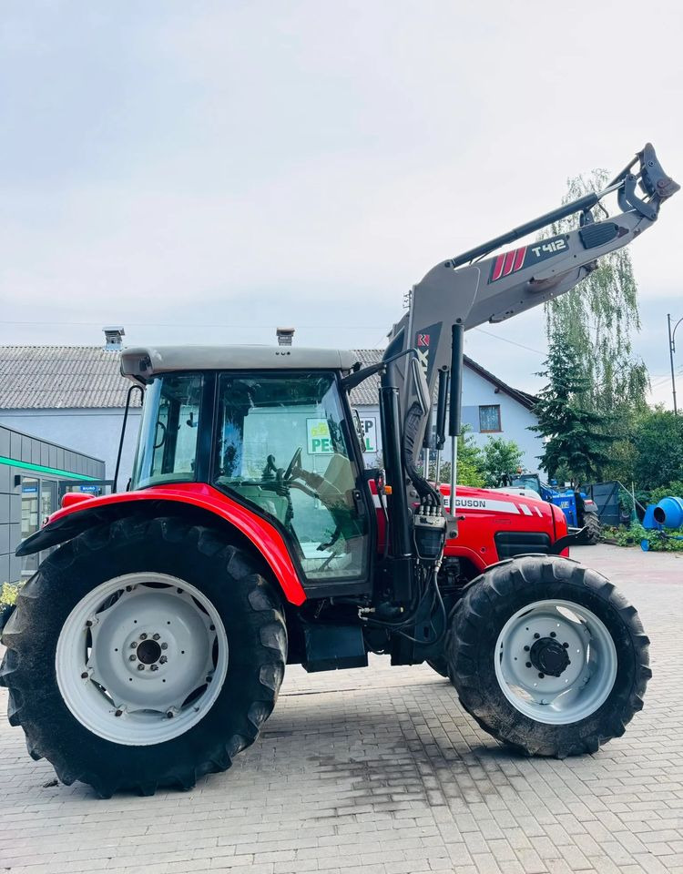 Massey Ferguson 5460 - Traktors: foto 4 Massey Ferguson 5460 - Traktors: foto 4