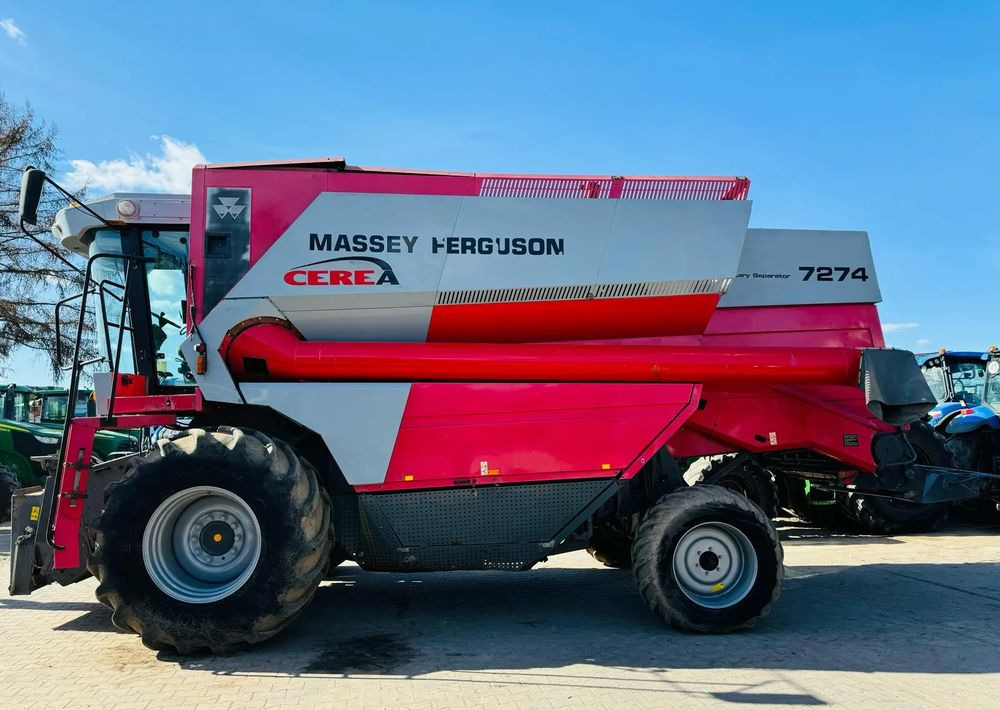 Massey Ferguson 7274 - Labības kombains: foto 1 Massey Ferguson 7274 - Labības kombains: foto 1