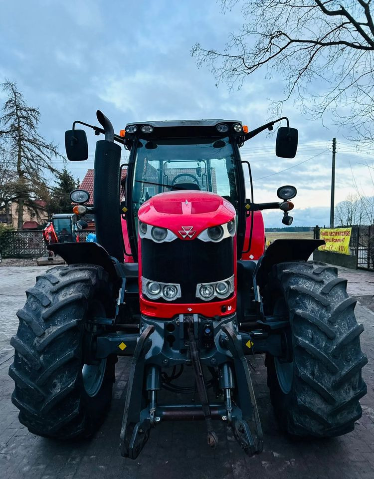 Massey Ferguson 7614 Dyna 4 - Traktors: foto 2 Massey Ferguson 7614 Dyna 4 - Traktors: foto 2