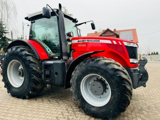Massey Ferguson 8690 - Dyna VT - Vario - Traktors: foto 4 Massey Ferguson 8690 - Dyna VT - Vario - Traktors: foto 4