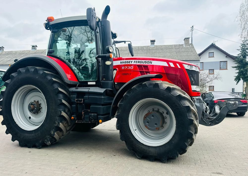 Massey Ferguson 8730 DYNA VT - Traktors: foto 3 Massey Ferguson 8730 DYNA VT - Traktors: foto 3
