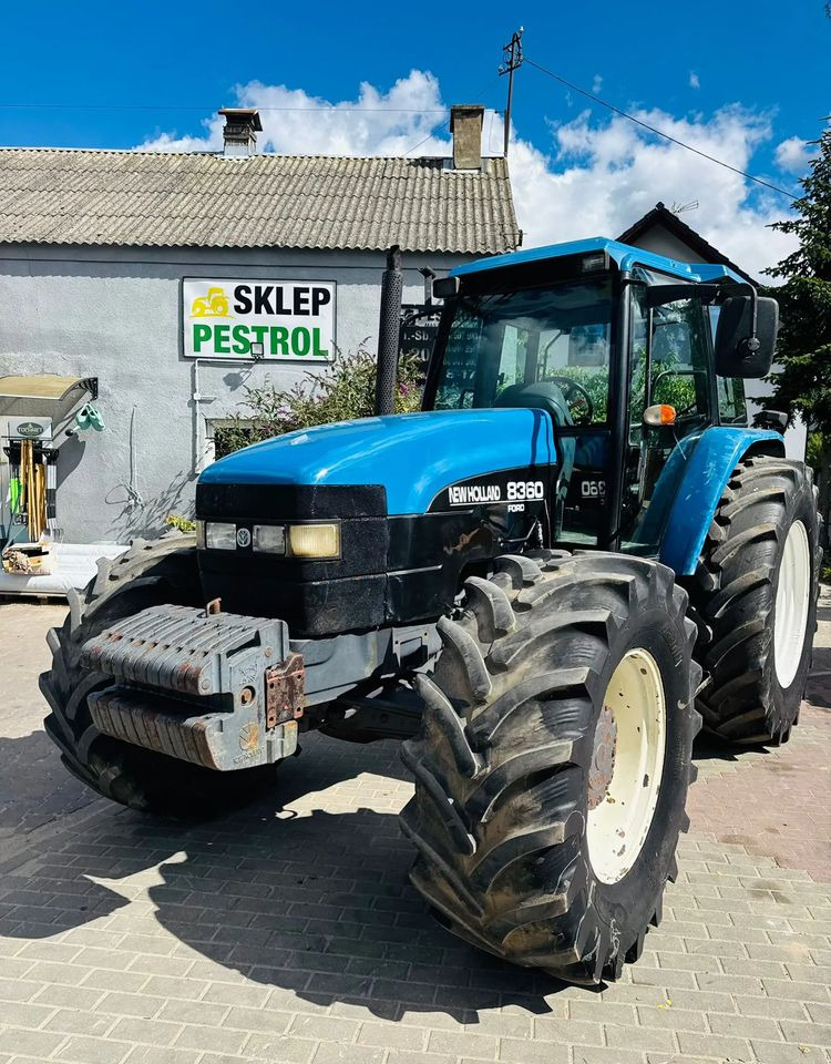 New Holland 8360 - Traktors: foto 4 New Holland 8360 - Traktors: foto 4