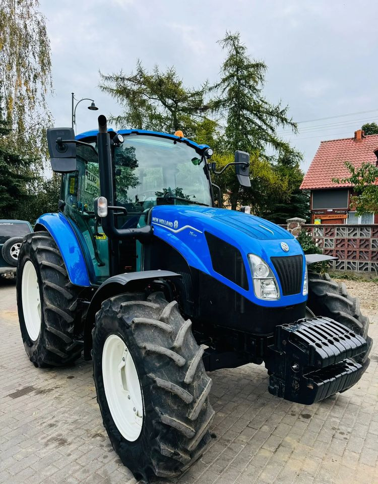 New Holland T5.100 - Traktors: foto 1 New Holland T5.100 - Traktors: foto 1