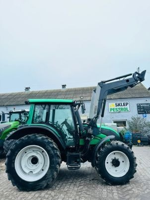 Valtra N101 - Traktors: foto 2 Valtra N101 - Traktors: foto 2