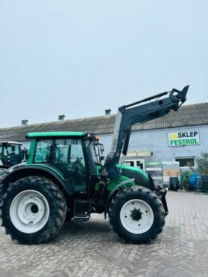 Valtra N101 - Traktors: foto 3 Valtra N101 - Traktors: foto 3