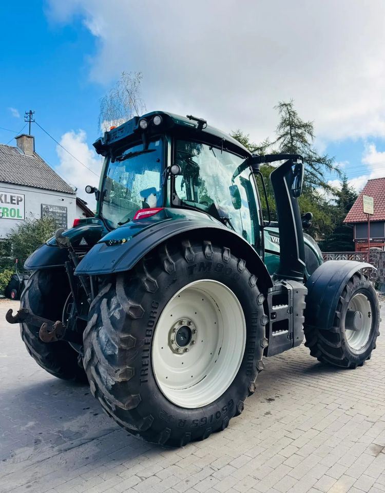 Traktors Valtra T214 Versu: foto 6