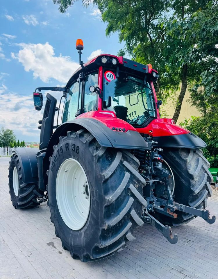 Valtra T254 - Traktors: foto 2 Valtra T254 - Traktors: foto 2